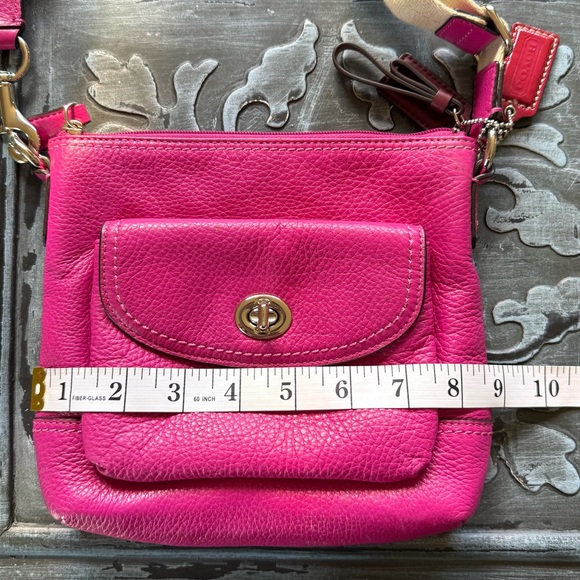 COACH Y2K Pink Crossbody Bag - Picture 15 of 16